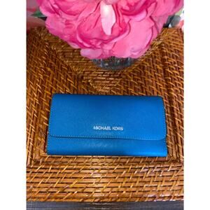 Michael Kors Teal Blue Saffiano Leather Wallet Snap Closure Zip Coin Pocket